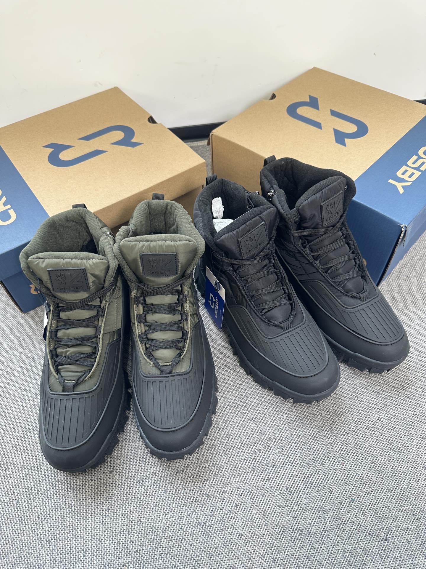 俄罗斯单硬壳厚底羊毛雪地靴男冬季加绒加厚东北棉鞋旅行户外靴