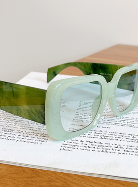 超宽镜腿秀场超酷墨镜