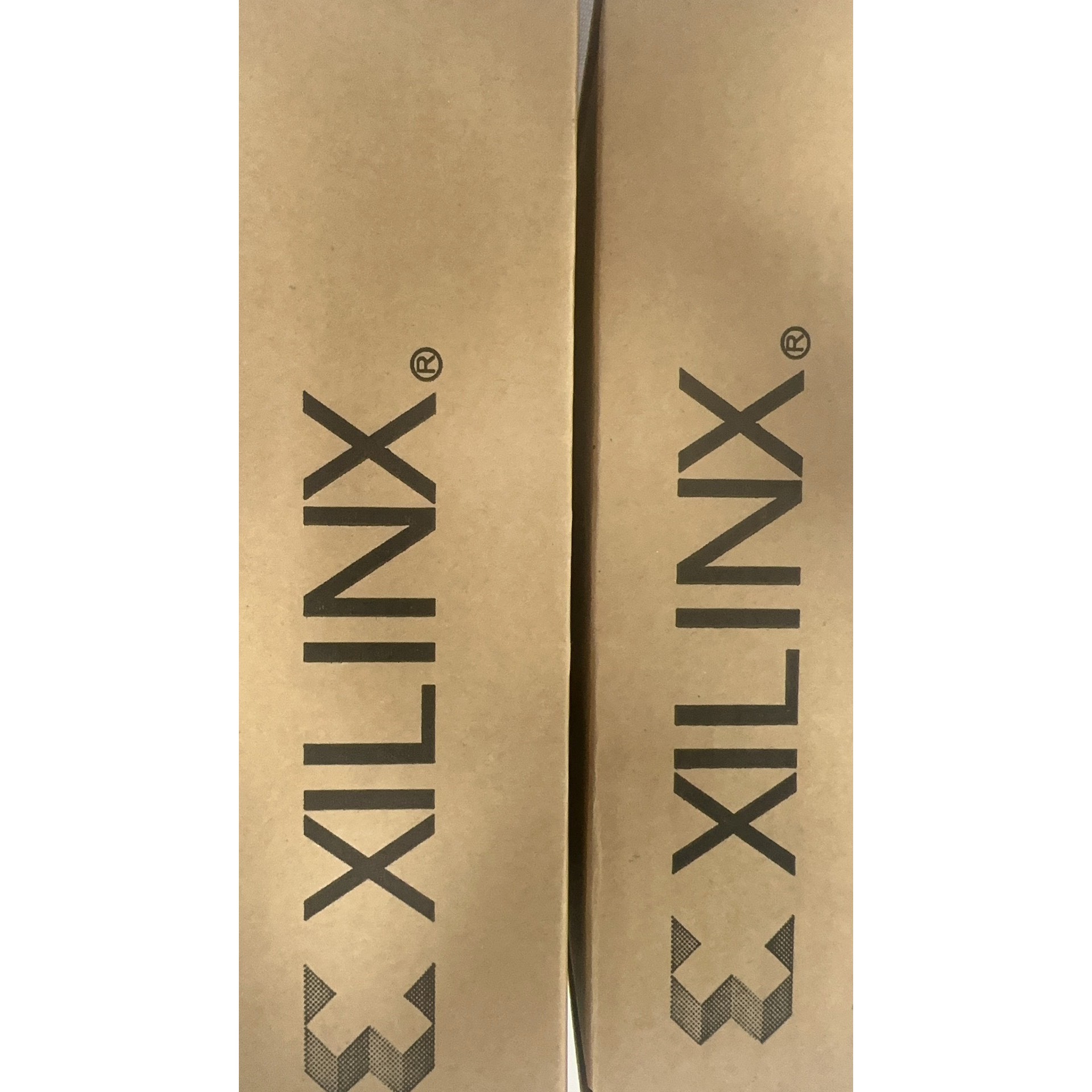 (议价)HW-SMARTLYNQ-G   XILINX仿真器.几个现询价