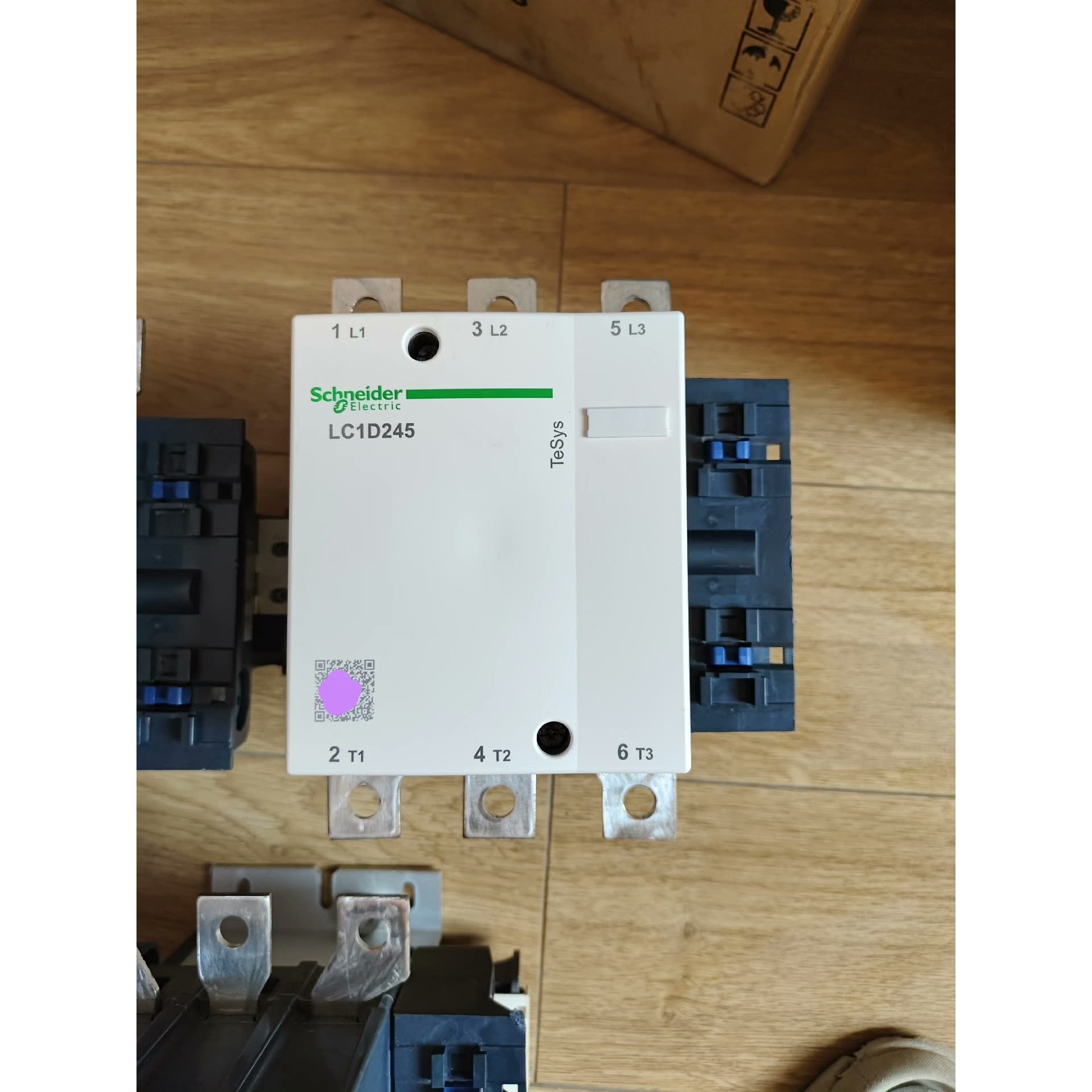 (议价)施耐德接触器LC1D245M7C,LC1D245Q7C,原装询价