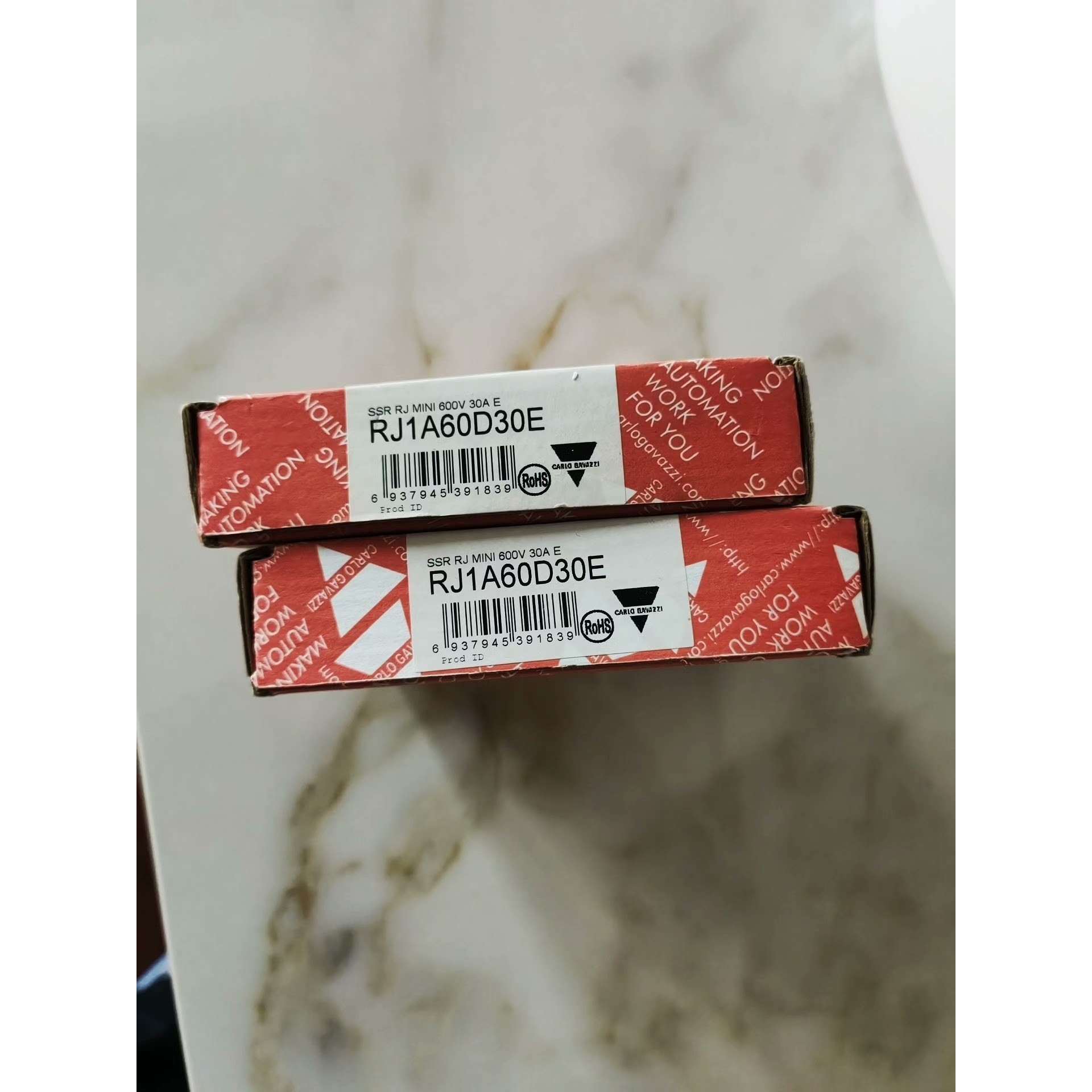 (议价)佳乐固态继电器 RJ1A60D30E  全新原装未使用过的,询价