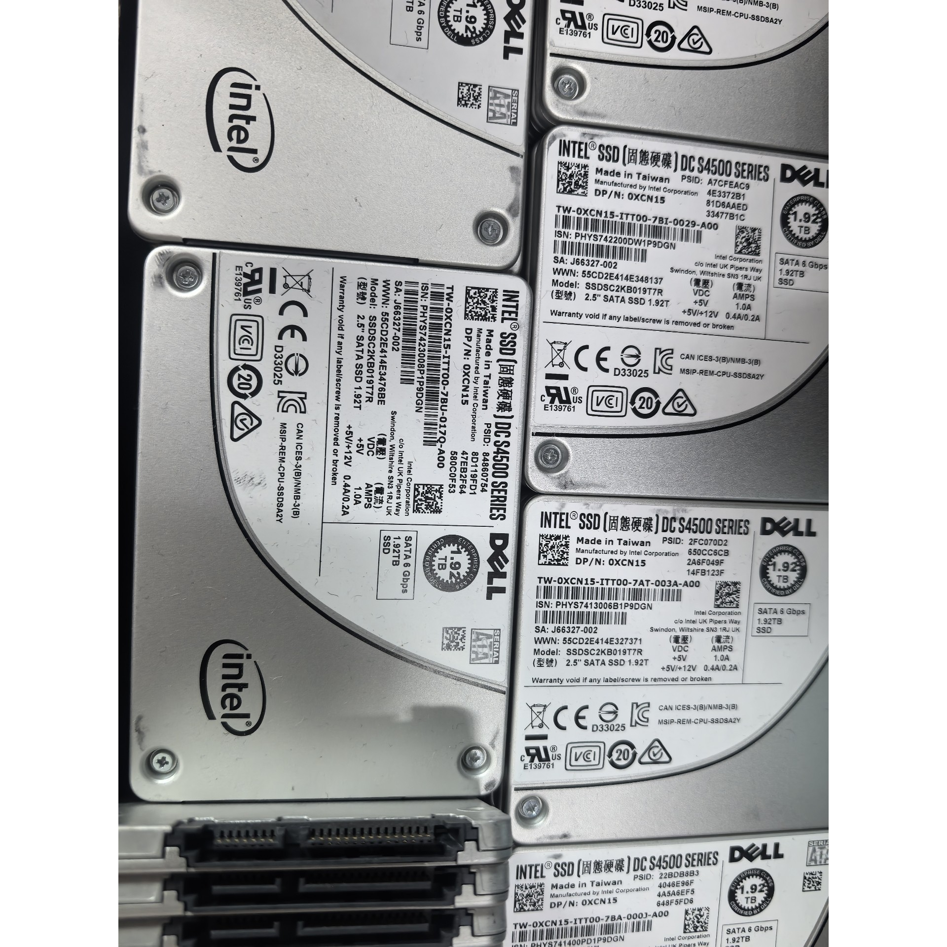 (议价)英特尔S4500 960G 1.92T 2.5寸SATA 戴询价