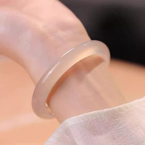 一号童品社 猫眼石手镯【Q32】