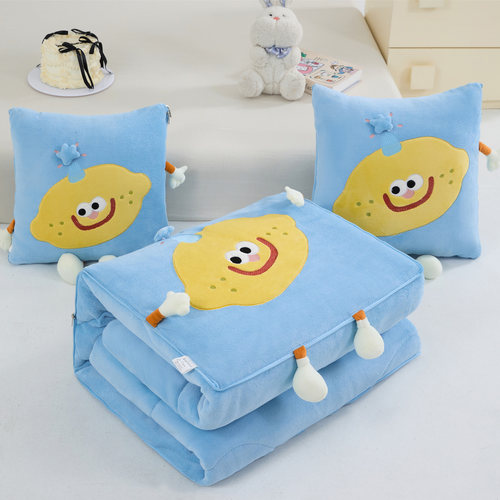 牛奶绒抱枕被子两用沙发靠垫