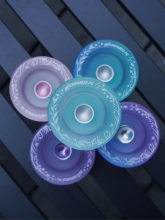 PC荒野 世界第六杨宸签名超宽悠悠球高级数控PC竞技比赛溜溜球