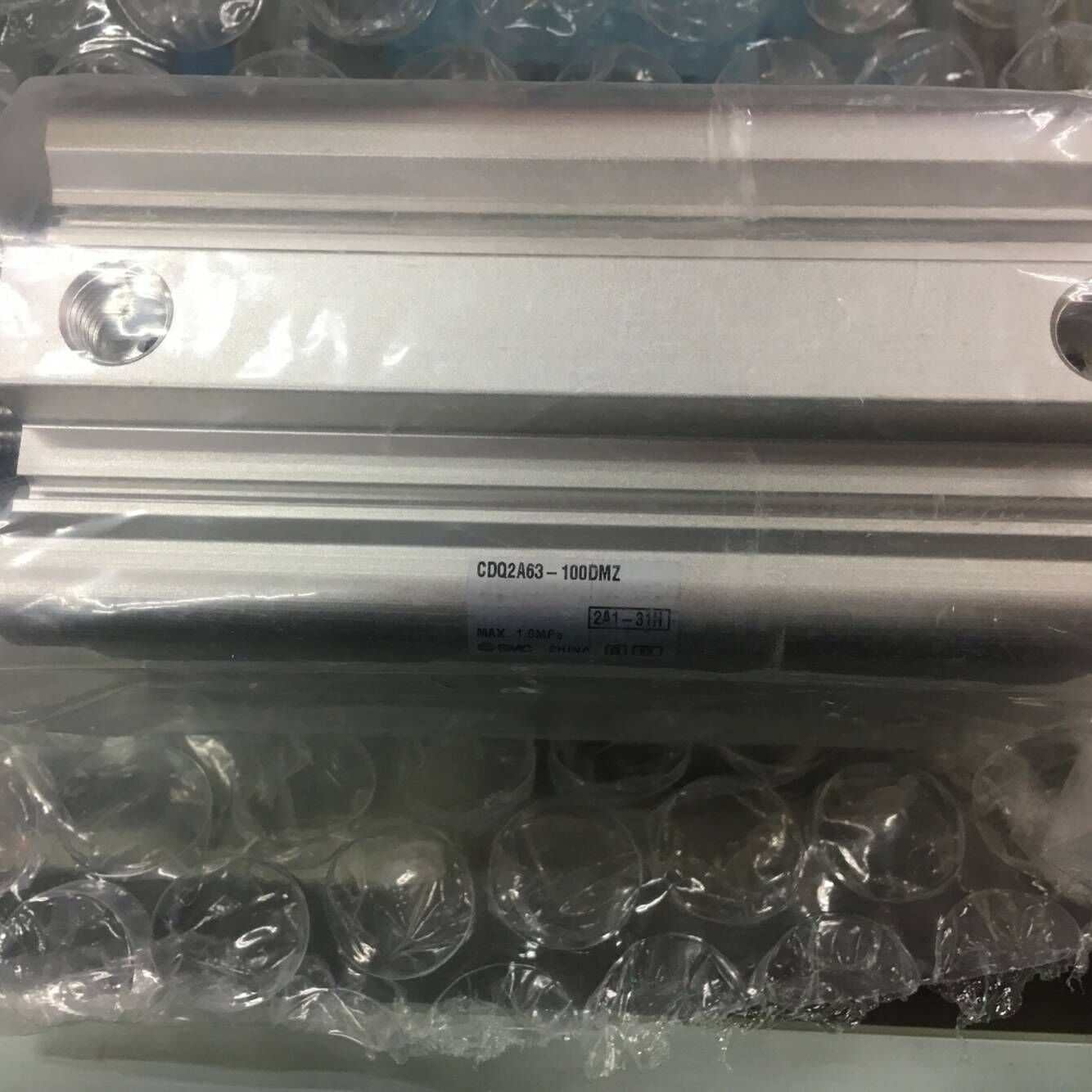 日本SMC原装正品薄型气缸 CDQ2A63-100DMZ CDQ2D63-10DMZ 现货