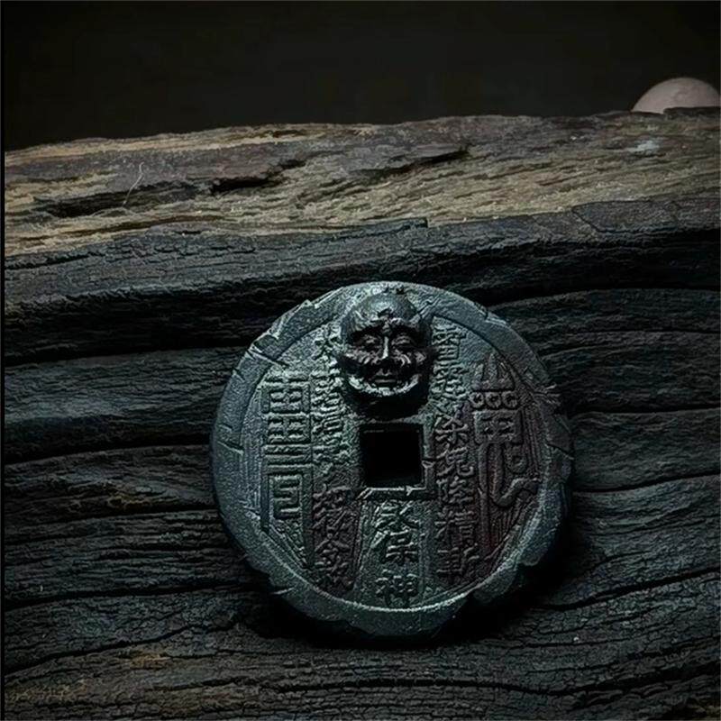 新立体山鬼铜币吊坠道系青年八卦护身寓意把件项链毛衣链文艺饰品