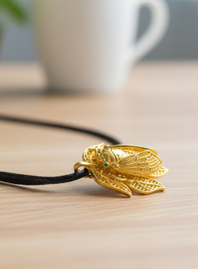 新中式黄铜金蝉栖叶吊坠一鸣惊人项链招财进宝高考上岸寓意配饰品