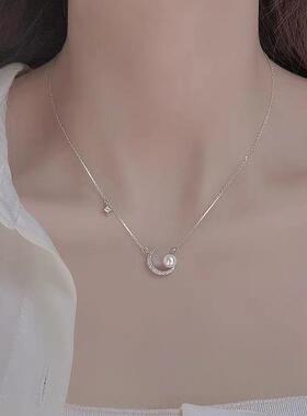 新款风格版月亮项链女生轻奢小众设计高级时尚吊坠锁骨链气质礼物