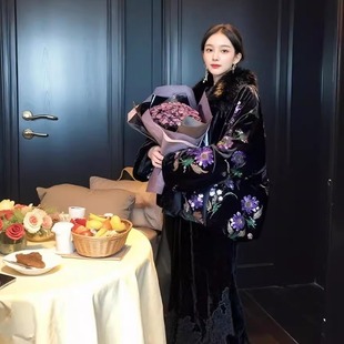 MOSS 【浮生若梦】国风新中式90白鸭绒丝绒米兰狐羽绒服女