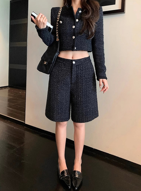 “All Black 伯爵黑茶”25Chan*l秀场款 静奢细闪粗花呢小香套装