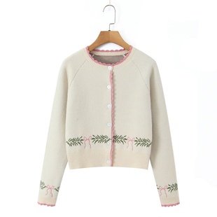 温柔甜美风秋冬百搭上衣 针织外套 波浪边刺绣开衫 圆领单排扣短款