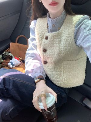 送运费险！短款羊羔毛马甲女秋冬