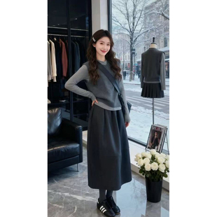 韩系通勤穿搭套装女秋冬新款灰色圆领打底衫叠穿马甲半身裙三件套