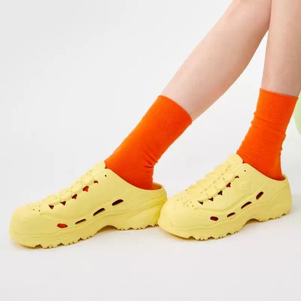Skechers斯凯奇泡泡鞋新款洞洞鞋女时尚运动凉拖透气半拖鞋111248