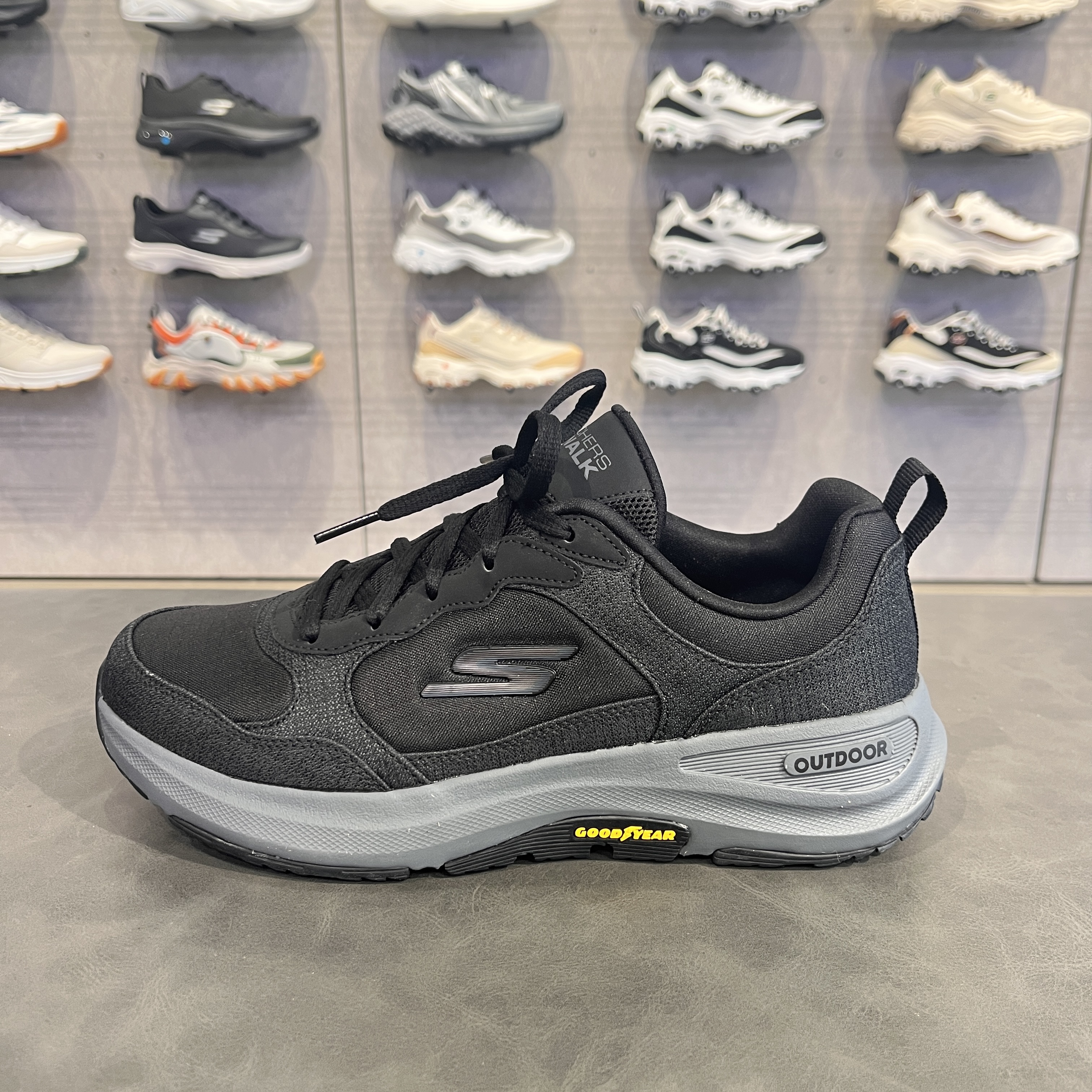 Skecher斯凯奇男鞋舒适轻便户外休闲透气缓震运动健步鞋 216107C