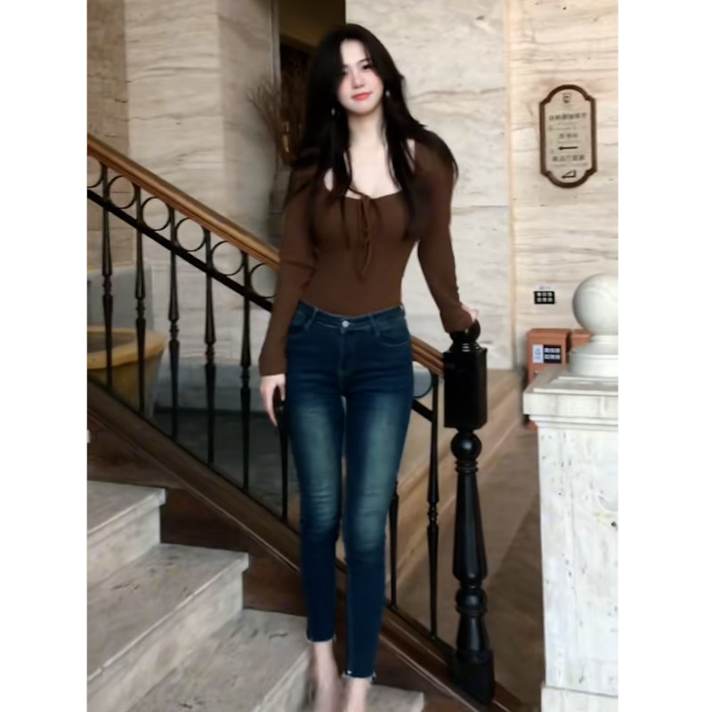 2026年春季高腰修身牛仔裤女春季显瘦显腿长百搭紧身小脚九分裤,女装/女士精品,牛仔裤,淘宝优惠券,粉丝福利购,淘宝优惠卷