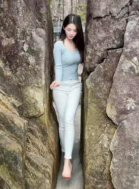 白色高腰提臀修身九分牛仔裤女弹力紧身显瘦时尚简约小脚铅笔裤