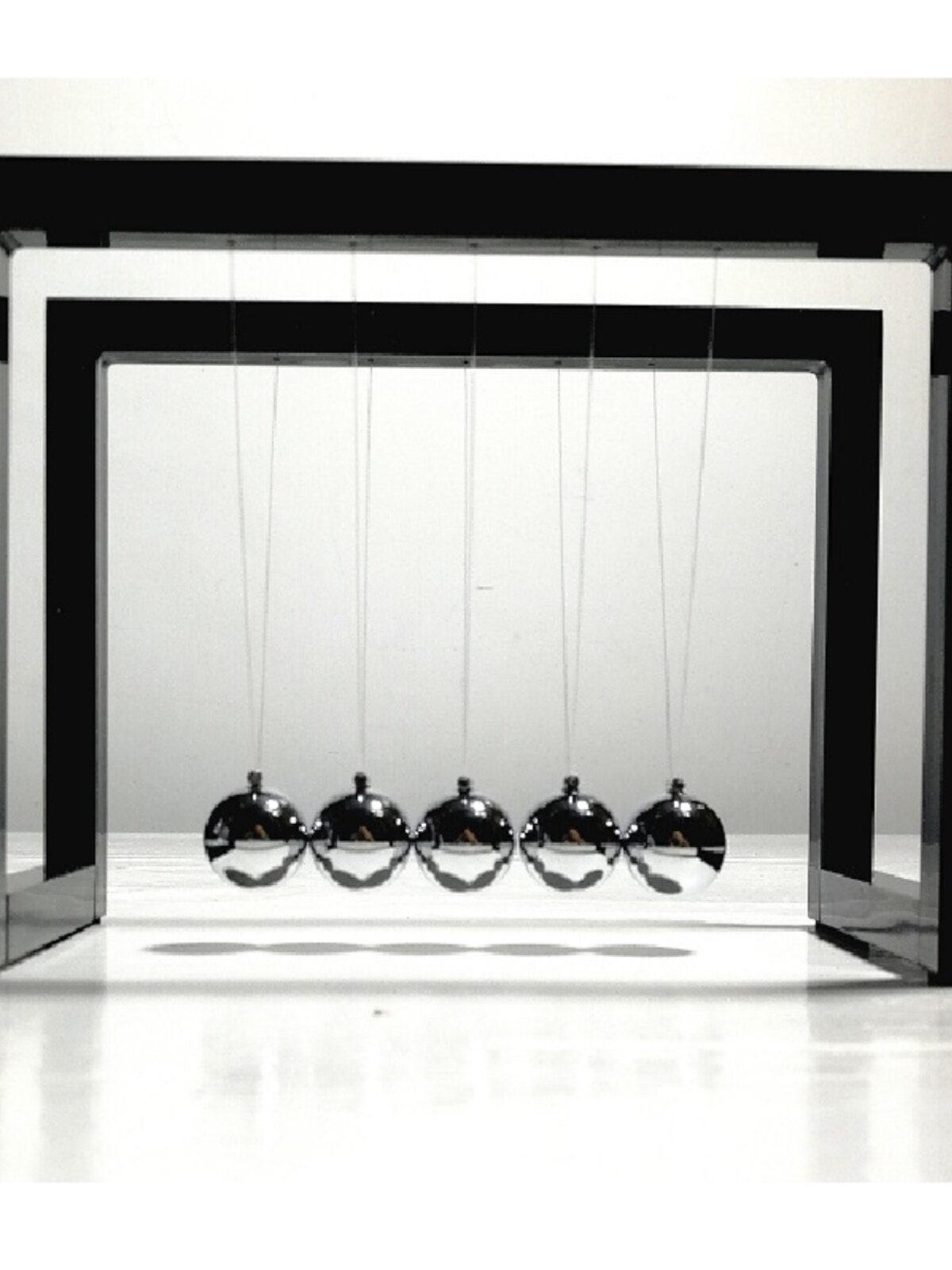 CREATIVE SCIENCE AND EDUCATION GIFTS: MIDDLE SCHOOL TEACHERS CUSTOMIZED TEACHING AIDS SCIENCE EXPERIMENTS PHYSICS SMALL MEDIUM AND LARGE NEWTON PENDULUM BALL MODELS