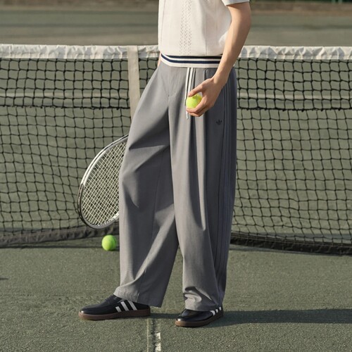 adidas阿迪达斯三叶草男子街头风运动休闲长裤宽松舒适裤子KW5683