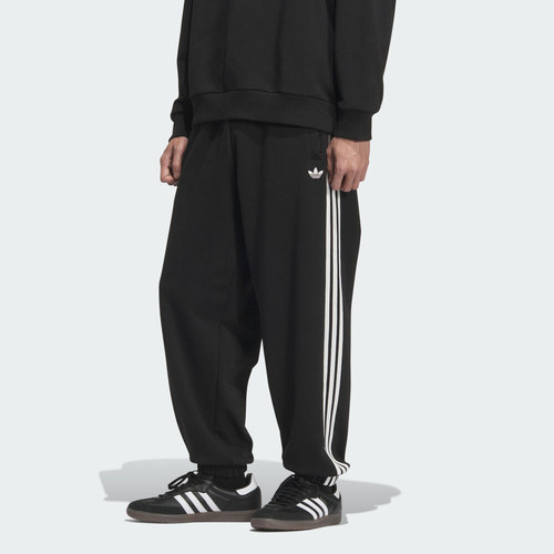 adidas阿迪达斯三叶草男子运动休闲三条纹针织收口长裤KC0118