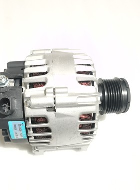 适用于V802.0T上汽大通T60发电机2.8皮卡柴油车T70发电机原车总成