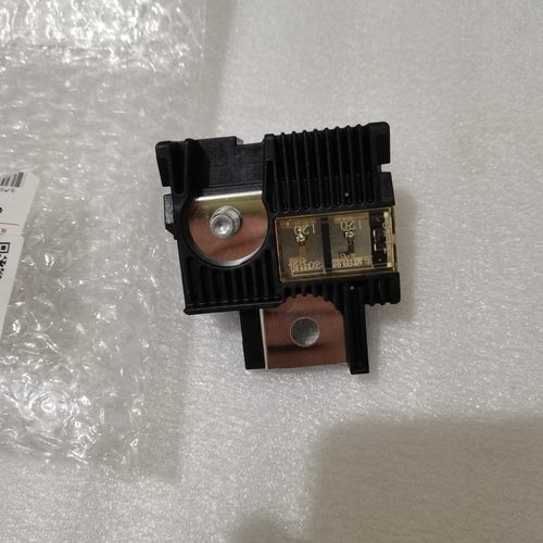 适用新老款丰田花冠电池熔断丝总成熔断丝盒电池正极保险丝原装