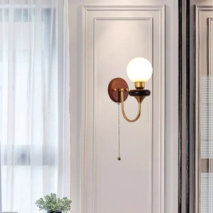 新款中古风卧室床头壁灯复古胡桃木纹色高级感书房餐厅护眼小夜灯