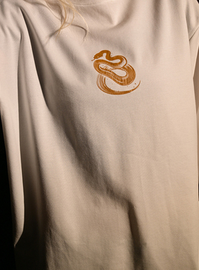 三省六部·工部【金蛇】春秋国风进口龟裂印花极简男士长袖打底衫