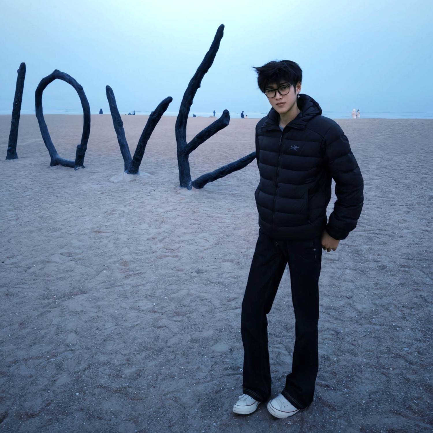 黑色vibe微喇牛仔裤男显瘦显腿长