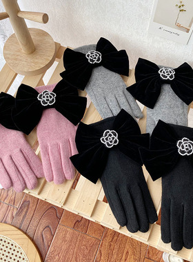 韩国新款手工串珠山茶花花朵羊绒加厚保暖冬季手套女触屏骑车学生