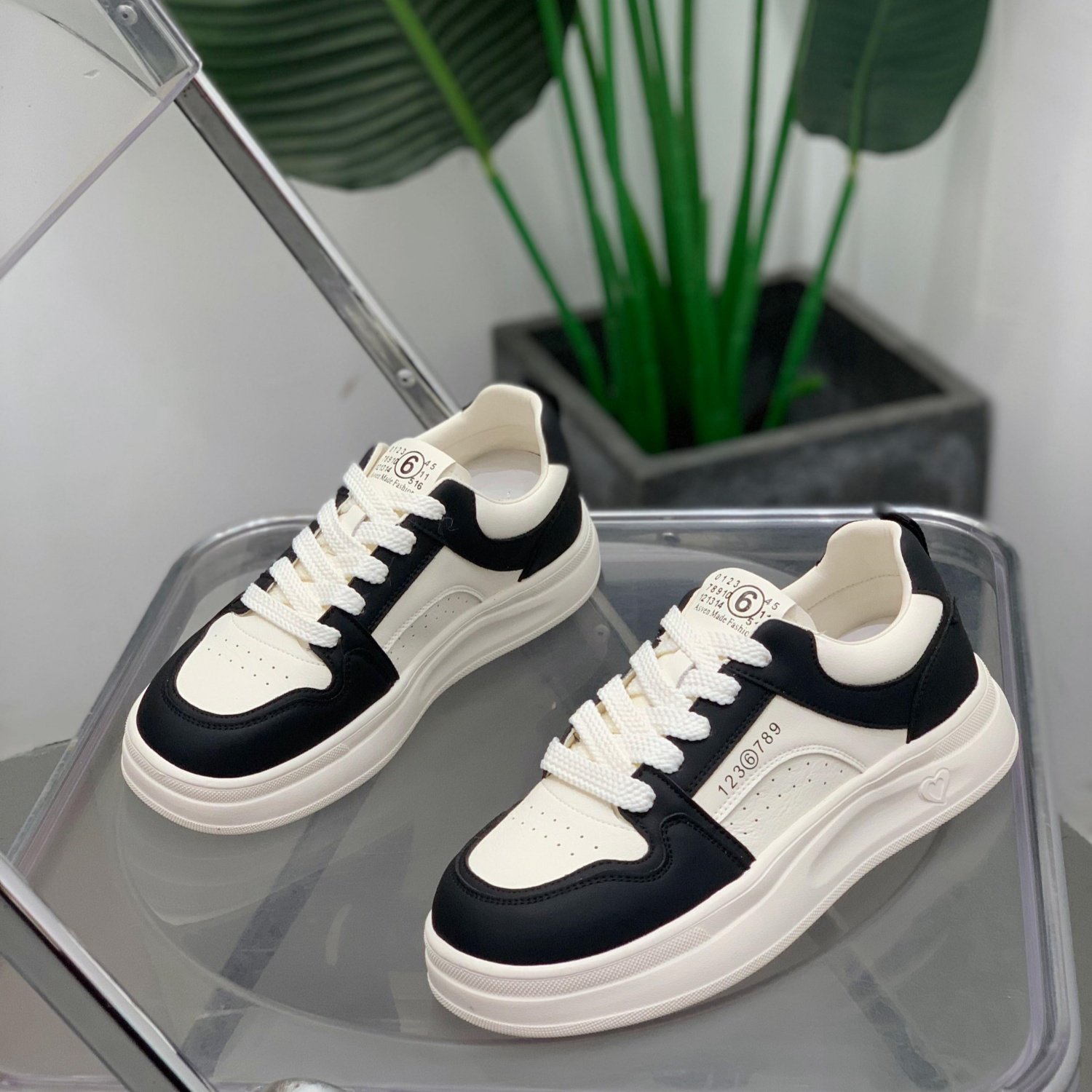 厚底真皮小白鞋女2026年春季新款休闲鞋圆头系带软底轻便百搭板鞋,女鞋,休闲板鞋,淘宝优惠券,粉丝福利购,淘宝优惠卷