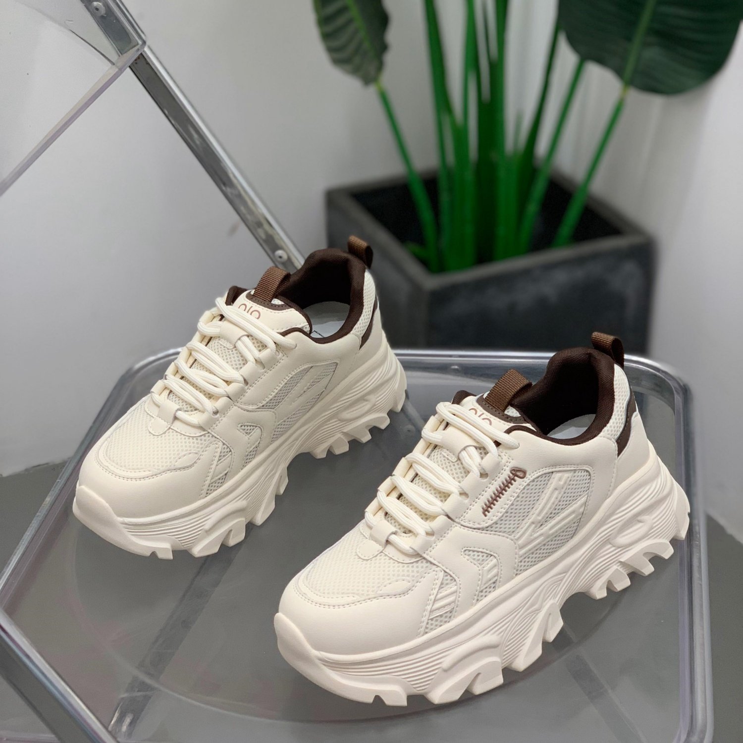 复古真皮老爹鞋女2025年秋冬轻便运动鞋厚底增高显瘦百搭休闲女鞋,女鞋,时尚休闲鞋,淘宝优惠券,粉丝福利购,淘宝优惠卷