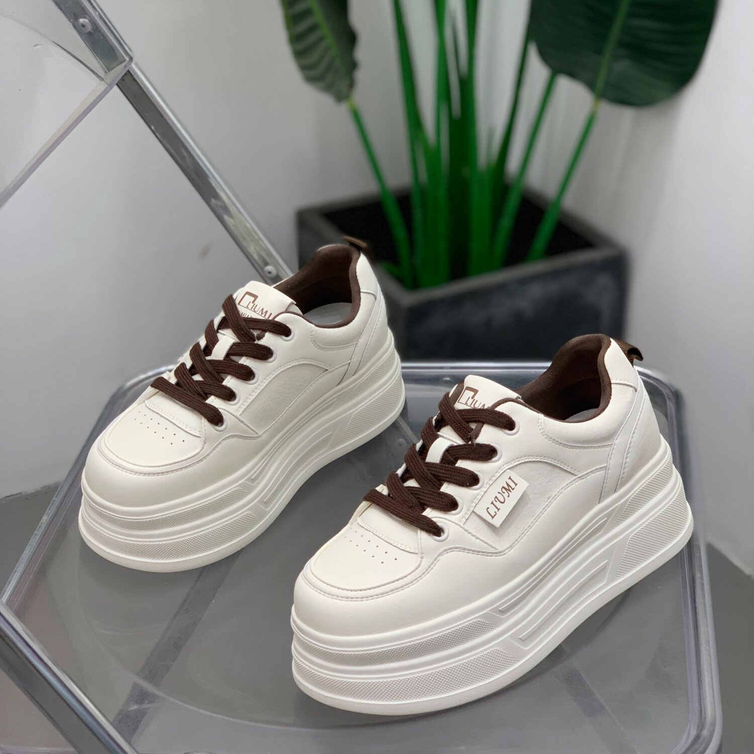 厚底真皮小白鞋女2025年冬季轻便百搭板鞋增高显瘦运动休闲女鞋子,女鞋,时尚休闲鞋,淘宝优惠券,粉丝福利购,淘宝优惠卷