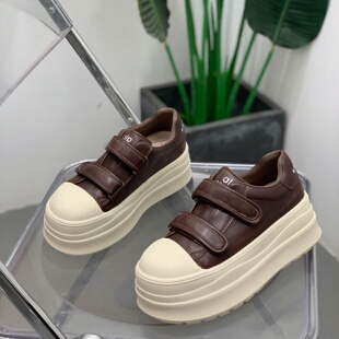 休闲厚底魔术贴板鞋女2025年冬季增高休闲鞋6cm小个子丑萌大头鞋