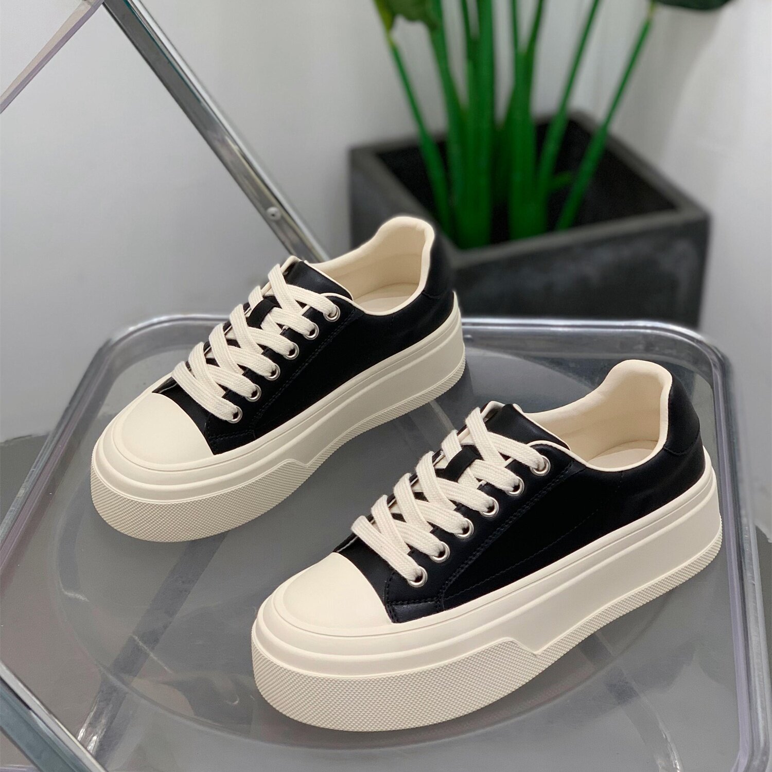 真皮时尚百搭大头轻便厚底板鞋女2025秋季新款简约丑萌舒适休闲鞋,女鞋,时尚休闲鞋,淘宝优惠券,粉丝福利购,淘宝优惠卷