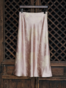 盛唐牡丹新中式 莲花纹真丝提花半裙实际价格1680