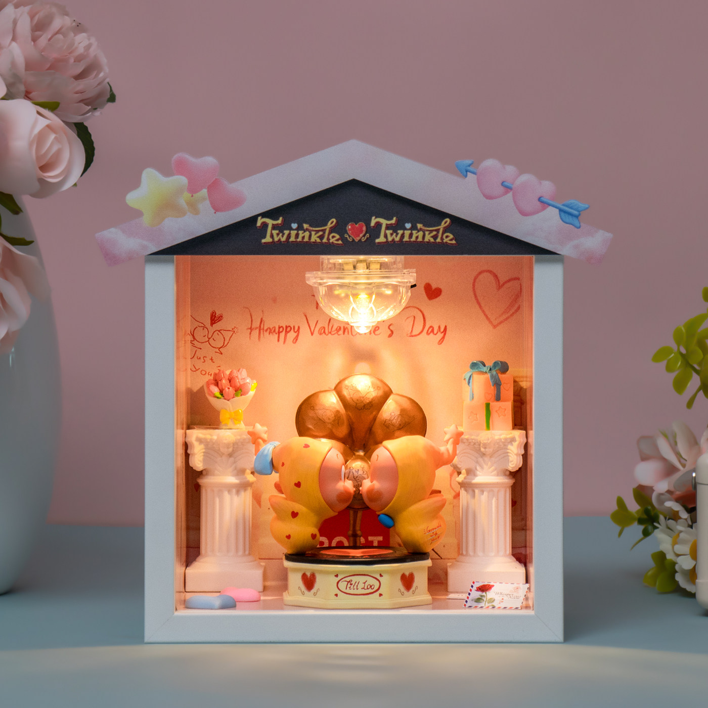 适用泡泡玛特星星人The Moment手办怦然星动吊卡收纳展示盒摆件