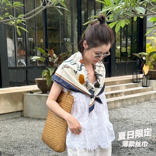 日本2025新款夏天女士脖子护颈薄款丝巾大方巾四方形围巾洋气高档