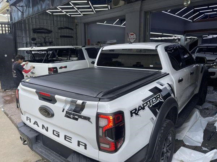 适用于2023年福特RANGER T9皮卡改装货箱铝合金卷帘盖密码锁平盖
