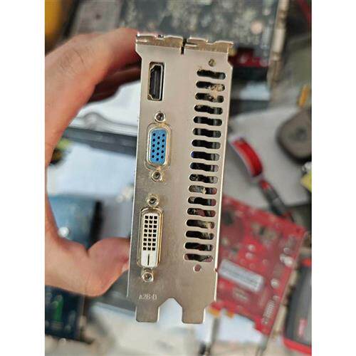 议价昂达HD6570 1G D3拆机下来的 正常点亮 共计两