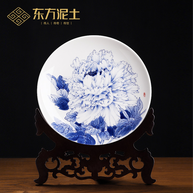 东方泥土邱玫瑰作品花开富贵陶瓷釉下青花手绘挂盘摆件家居装饰品,家居饰品,装饰摆件,淘宝优惠券,粉丝福利购,淘宝优惠卷