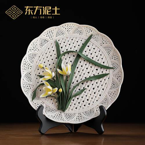 东方泥土兰花陶瓷挂盘摆件乔迁礼