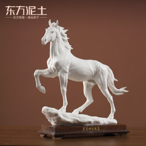 《高瞻远瞩》蔡国海大师作品