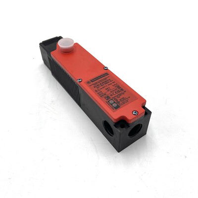 Safety Interlock Switch XCSLE3535312 Telemecanique 24VAC