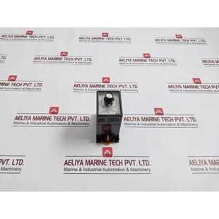 Omron STP-NM Subminy Timer W/ Socket Base 8PFA 0-5 Sec 60HZ