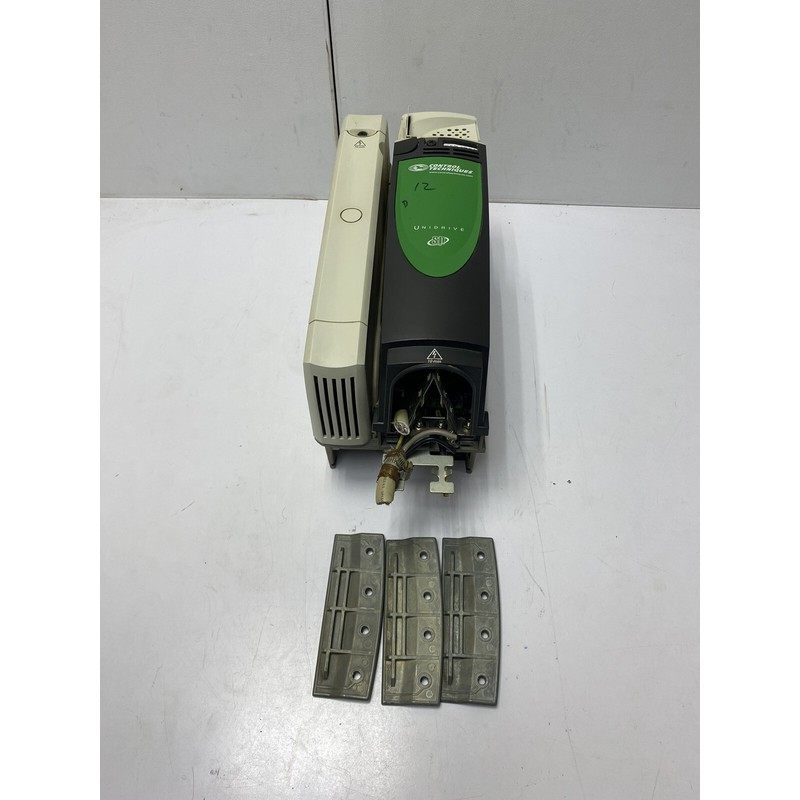 艾默生 SP2403 控制技术 Unidrive SP 11kW 变频器驱动器带 STD02