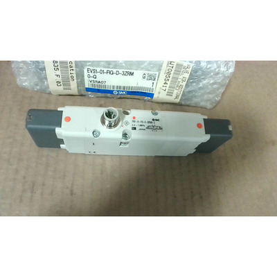 Válvula Solenoide SMC EVS1-01-FIG-D-3ZRM0-Q + Puerto M Mach