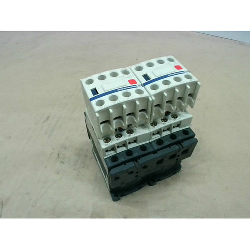 TELEMECANIQUE LP2D1801BDREQ3528G21 CONTACTOR NEW