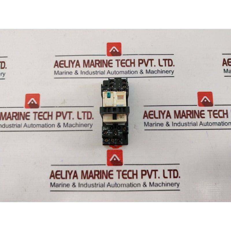 SCHNEIDER ELECTRIC RXZE2M114 Relay Socket With Base 10A, 300